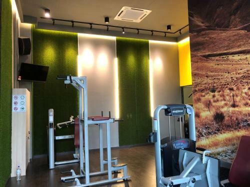 Luxury Smart Apartment W/ Poolview @green Haven