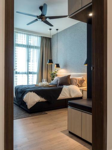 Luxury Smart Apartment W/ Poolview @green Haven