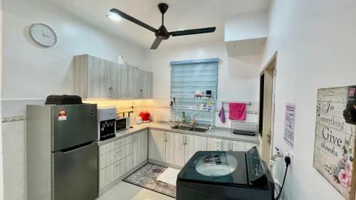 Apartamento Puteh Homestay