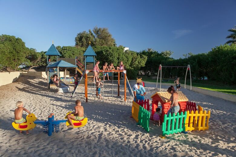 Hotel Sahara Beach Aquapark Resort