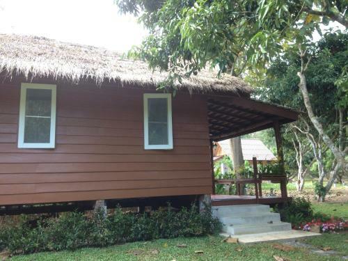 Hotel At Home Chiang Dao, Pooch Lovers