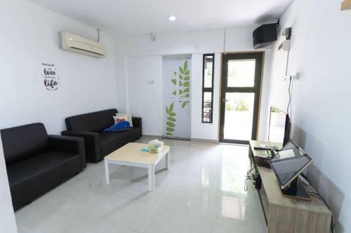 Party Haus For 20 Pax