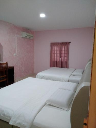 Hotel 187
