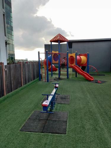 Ksl D'esplanade Studio Apartment 2
