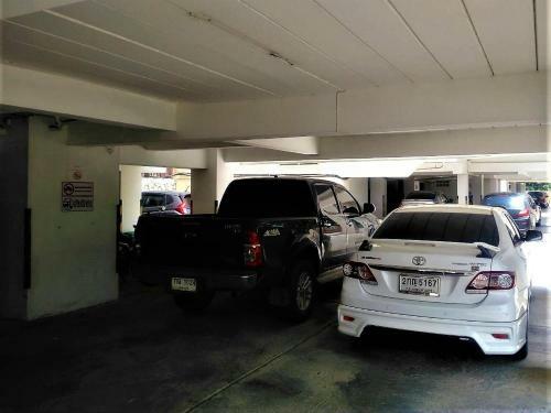 Apartamento Hin Nam Sai Suay Condominium