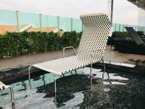Apartamentos Astra Suites Central