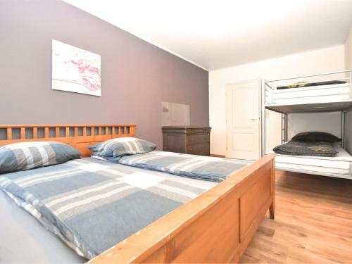 Detached Holiday Home Near Ober-waroldern With Sauna
