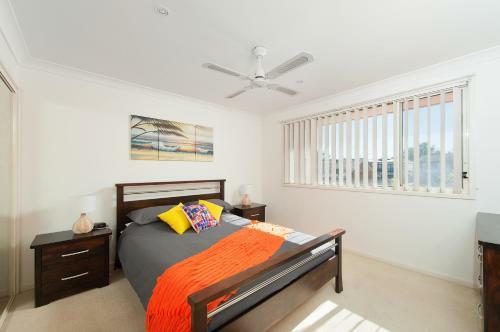 7b Achilles Street, Nelson Bay - White Waves