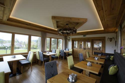 Hostal Hotel Gasthof J�gerhaus