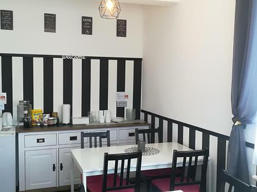 Hostal House L.a