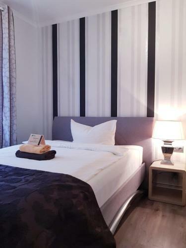 Hostal Hotel & Pension Morsum