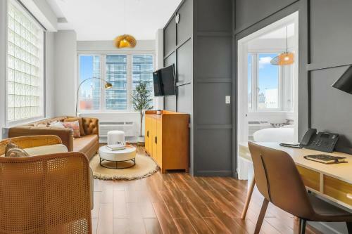 The Modernist Hotel