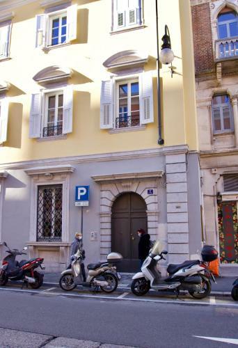 Casa Romano Suites