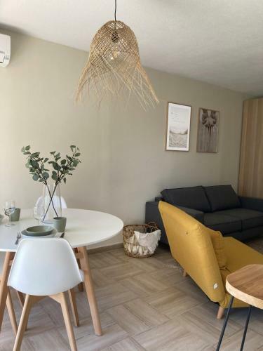Apartamento Saint Laurent Du Var Studio � 150 M de La Plage