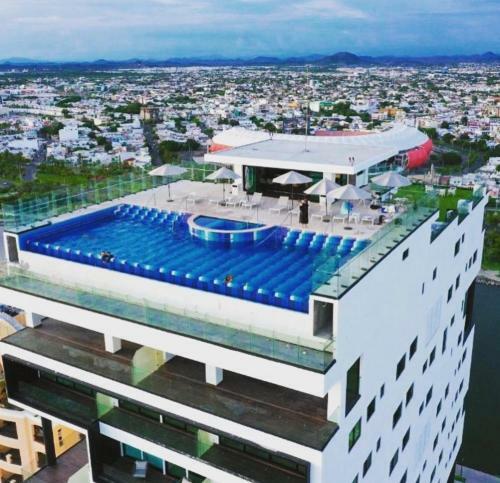 Apartamento Condo On Mazatlan Ocean Front Boardwalk ?malec�n?