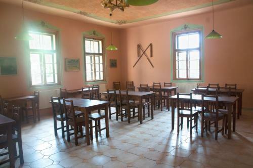 Hostal Penzion St?�brn� Lhota