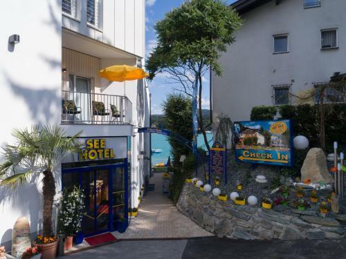 Aparthotel Barry Memle Directly On The Lake