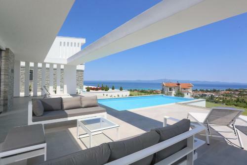 Villas Les Blancs 2 - Private Pool, 5 Bdrms, Panoramic View