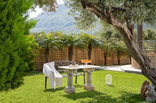 Costa Costa Villa - Luxury Villa
