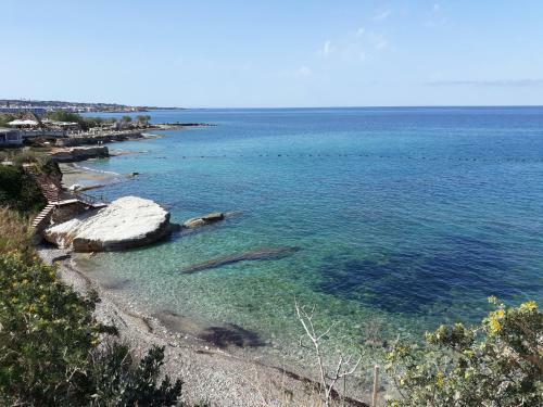 Amazing Beachfront Apartment In Hersonissos