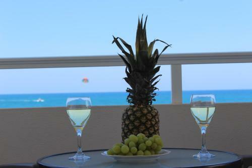 Amazing Beachfront Apartment In Hersonissos