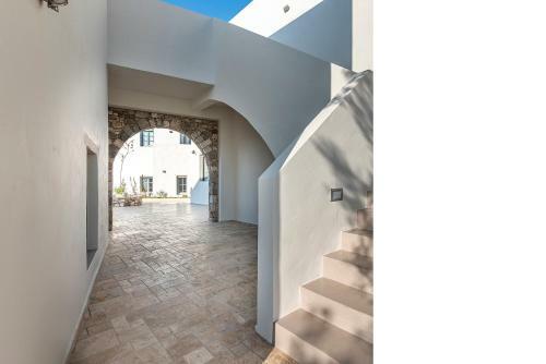 Villa Anamnezia Luxury Suites