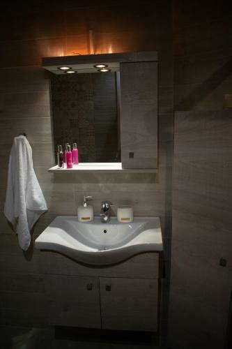Dafnis City Apartment