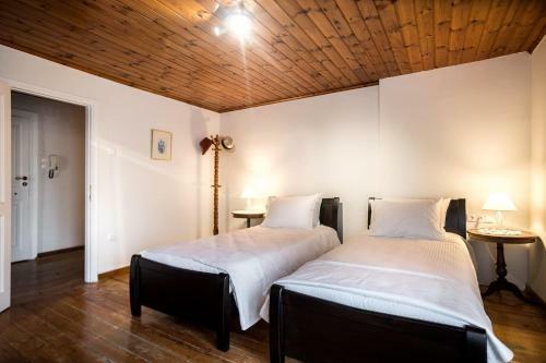 Apartamento Kadinatsos House