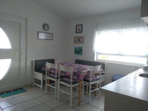 Apartment Marika-near Queen Beach