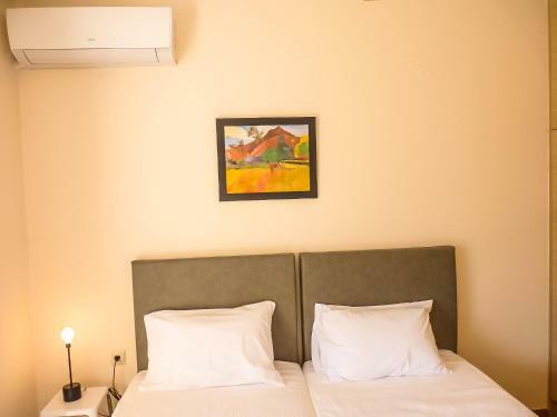 Sunny City Center Apartment