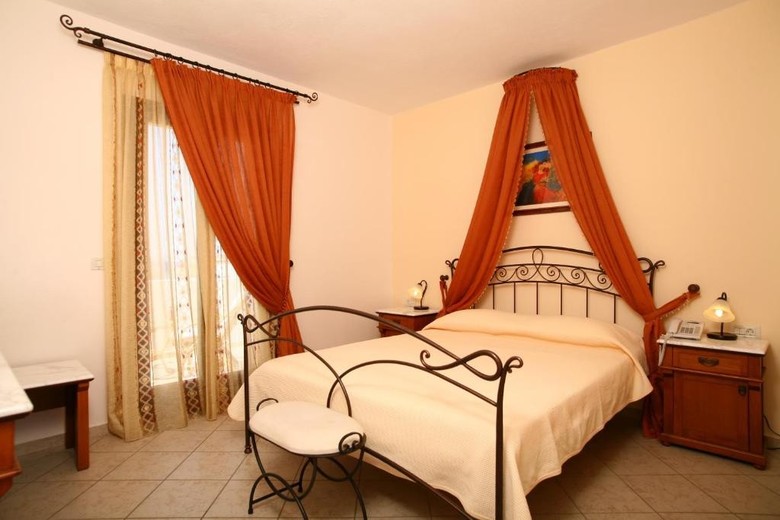Hotel Naxos Royal