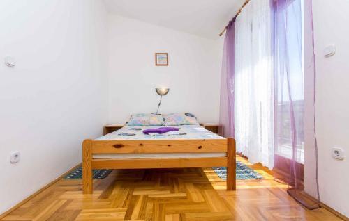 Apartment In Silo/insel Krk 13497