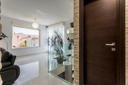 Sea Pearl Luxury Apartment