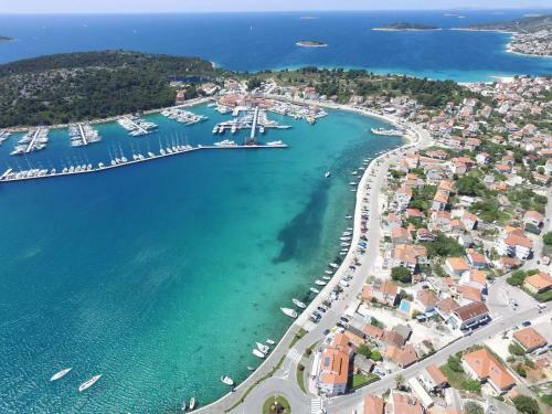 Villa Ku?a Za Odmor Rogoznica
