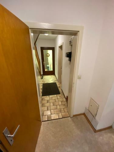 Einfaches Haus Mit Privatzimmern Und Gemeinschaftsr�umen