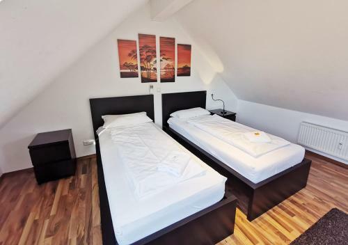 Duplex Apartment - City Centre - Airconditioned - Netflix - 2 Balconies