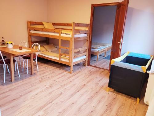 Hostal R�zsalugas Vend�gh�z