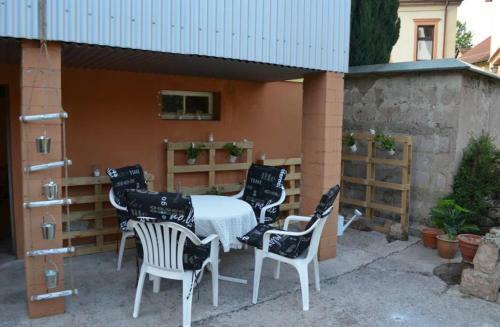 Apartamento Ferienhaus B�rbelstein- Burgblick