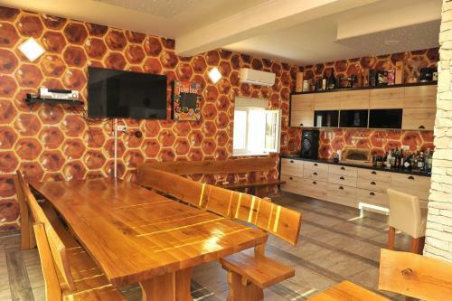 Villa Honey House