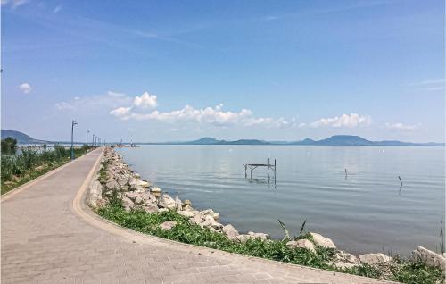 Holiday Home Vilma Utca-balatonm�riaf�rd�