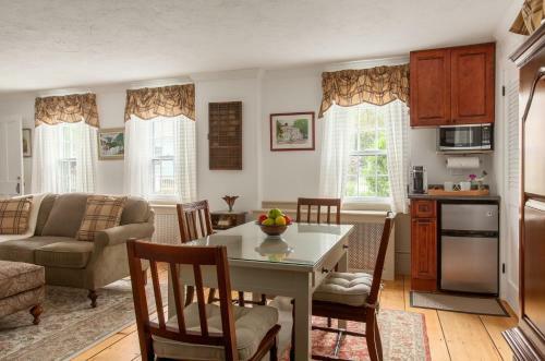 Bed & Breakfast Seven South Street Inn B & B