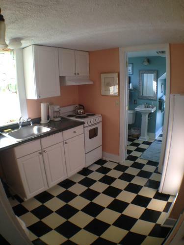 Bed & Breakfast Lantana House