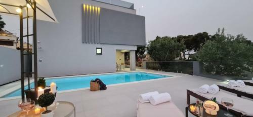 Villa Gray