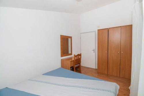 Apartments Anita Tribunj