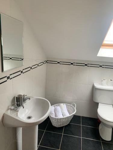 Rockstown Guest House (No.8)