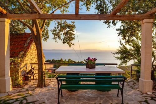 Serendipity - Luxury Stone Villa With Private Jacuzzi And Sauna
