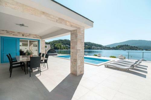 Villa Azzurro
