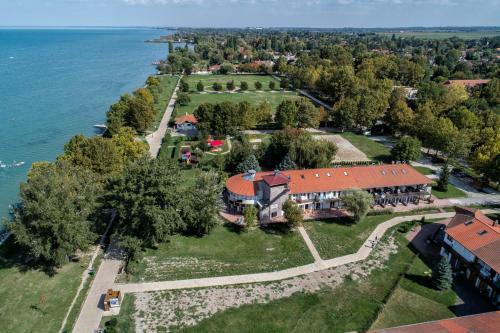 Zam�rdi Sir�ly Apartmanok