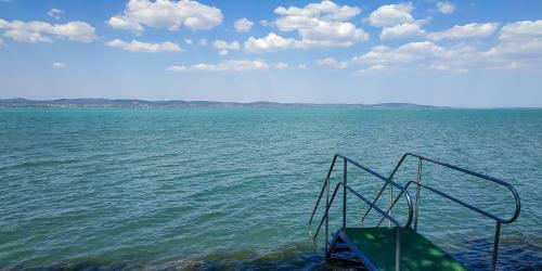 Hostal Vikt�ria Panzi� Zam�rdi