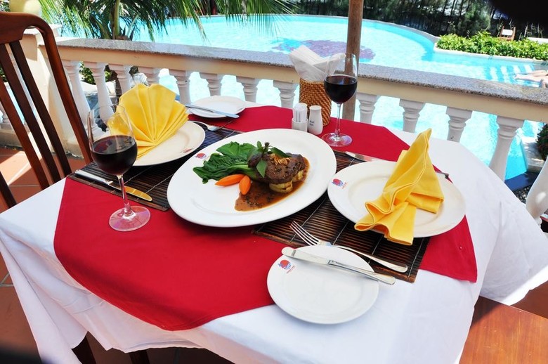Hotel Golden Coast Resort & Spa